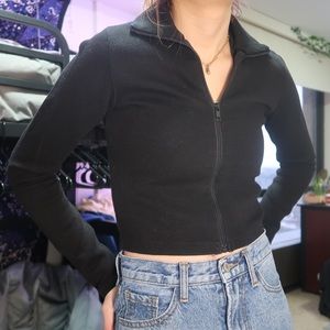 Brandy Melville Quincy Top in Black